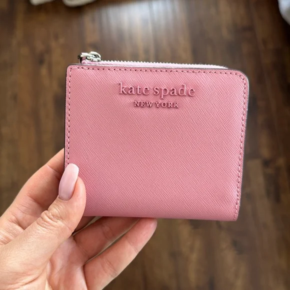 Kate spade pink wallet - Picture 1 of 3